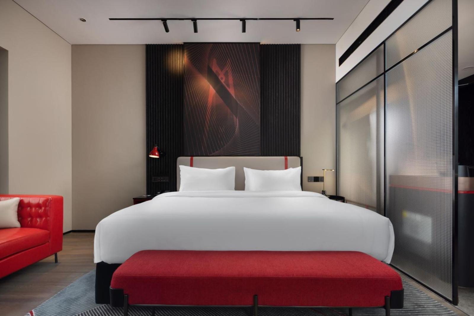 Radisson Red Hotel Zhuhai Gongbei Port Exterior foto